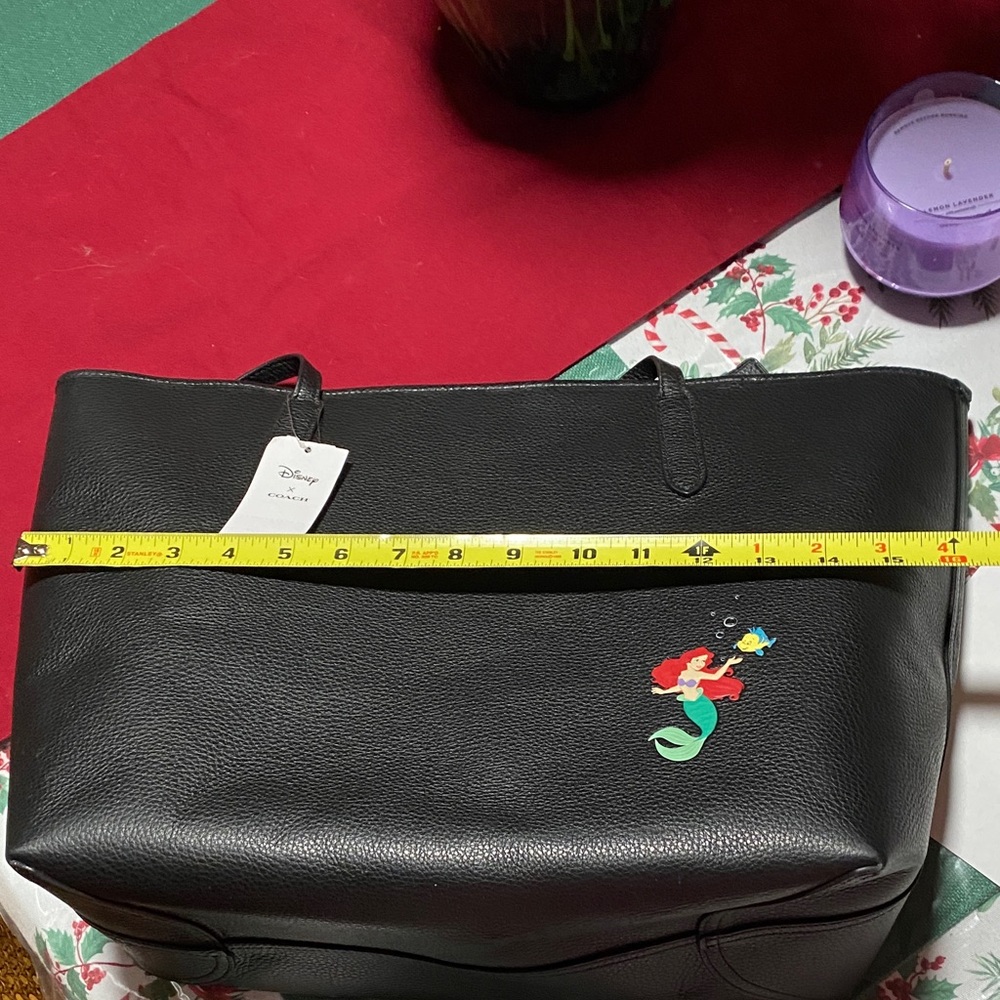*Last Price Drop* NWT Coach Disney Black Ursula Little Mermaid Tote - Picture 11 of 13